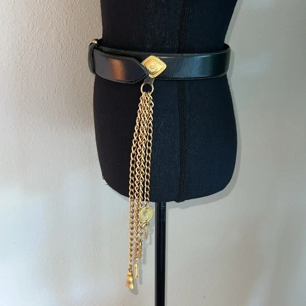 ESCADA Women’s Collaboration with Avignon Black Leather Belt Gilded Gold Charms